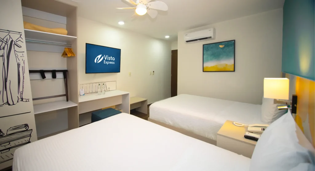 Standard room with two double beds